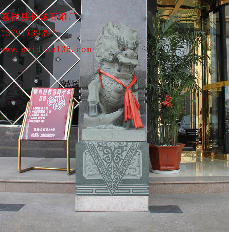 酒店门口的赢博官方网站麒麟正面图