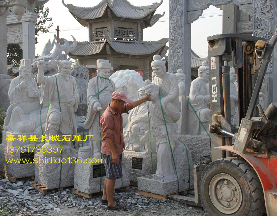 赢博官方网站二十四孝从雕刻厂房运到公司展览地方。