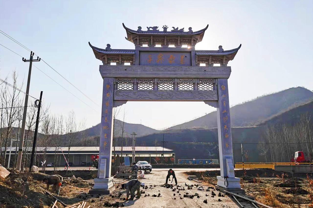长城赢博官方网站农村牌坊图片
